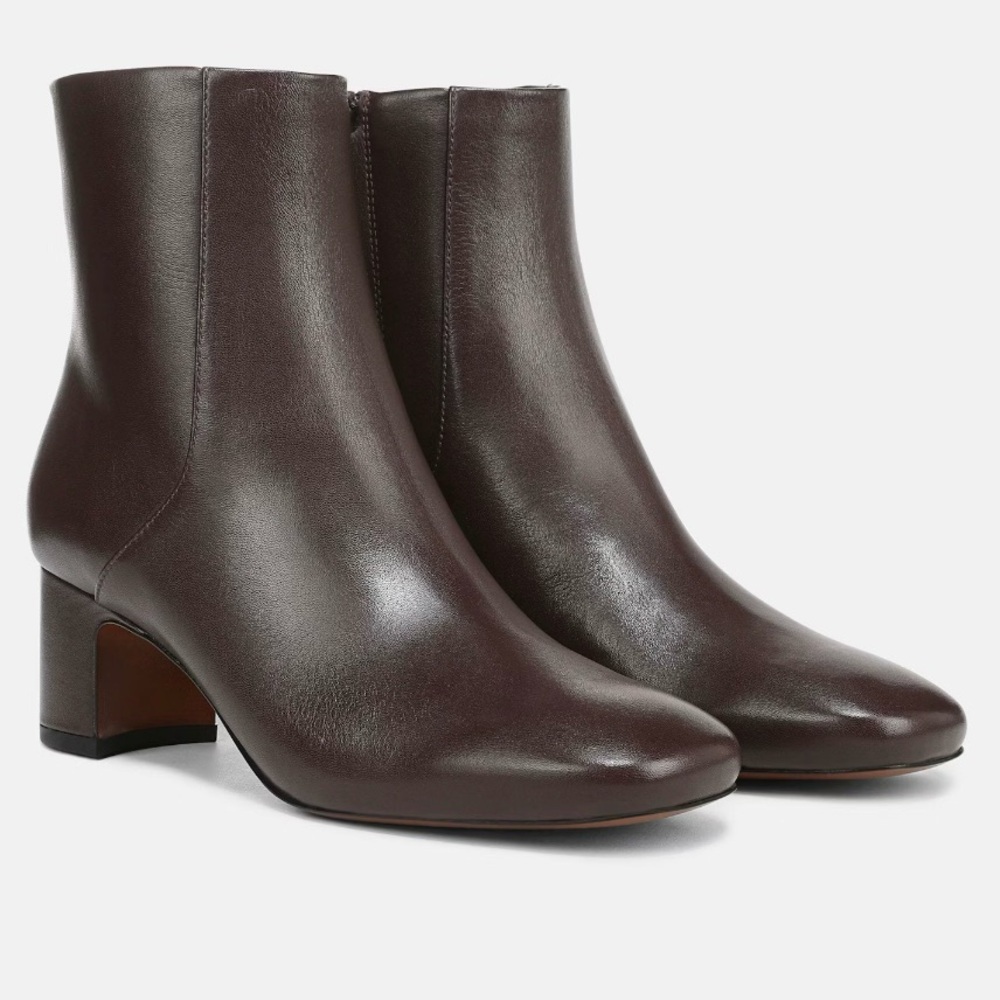 Vince Kellan Leather Ankle Booties | Ganache Brown | Size 6 | NWOB
